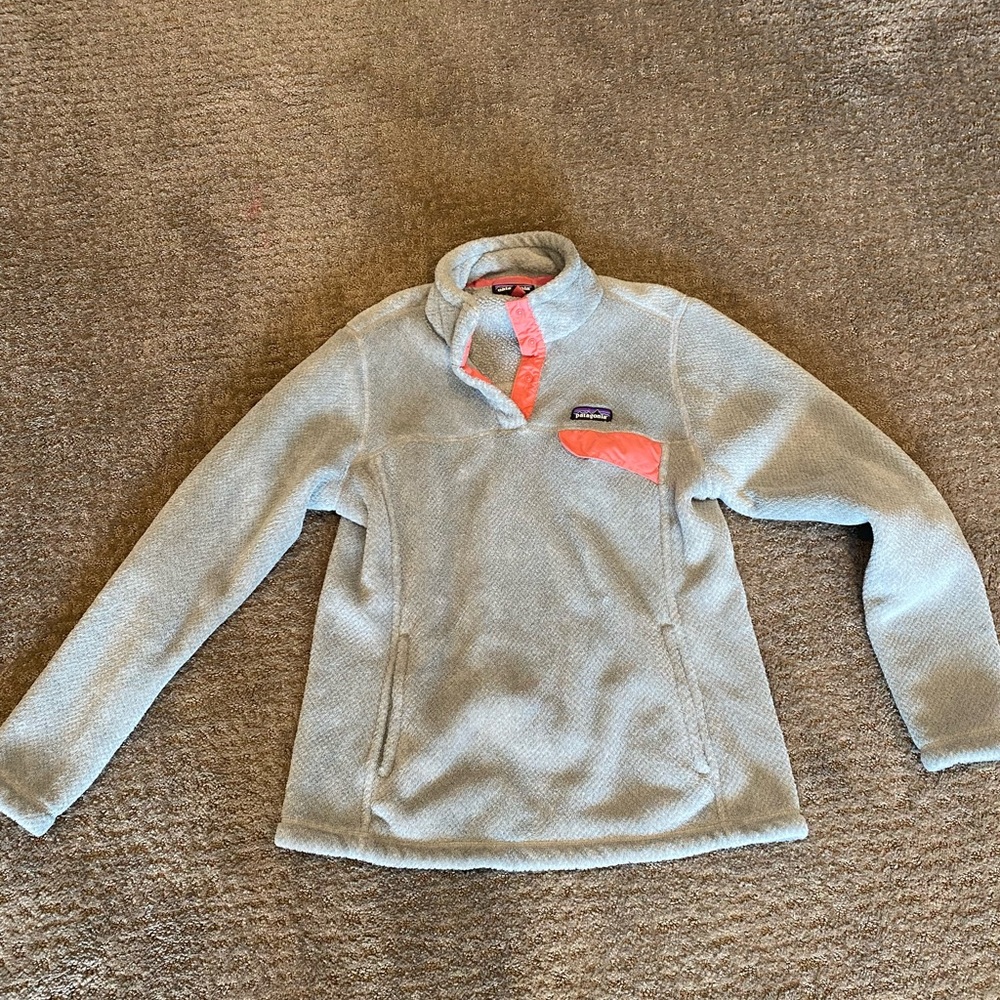 Womens size large Patagonia fleece